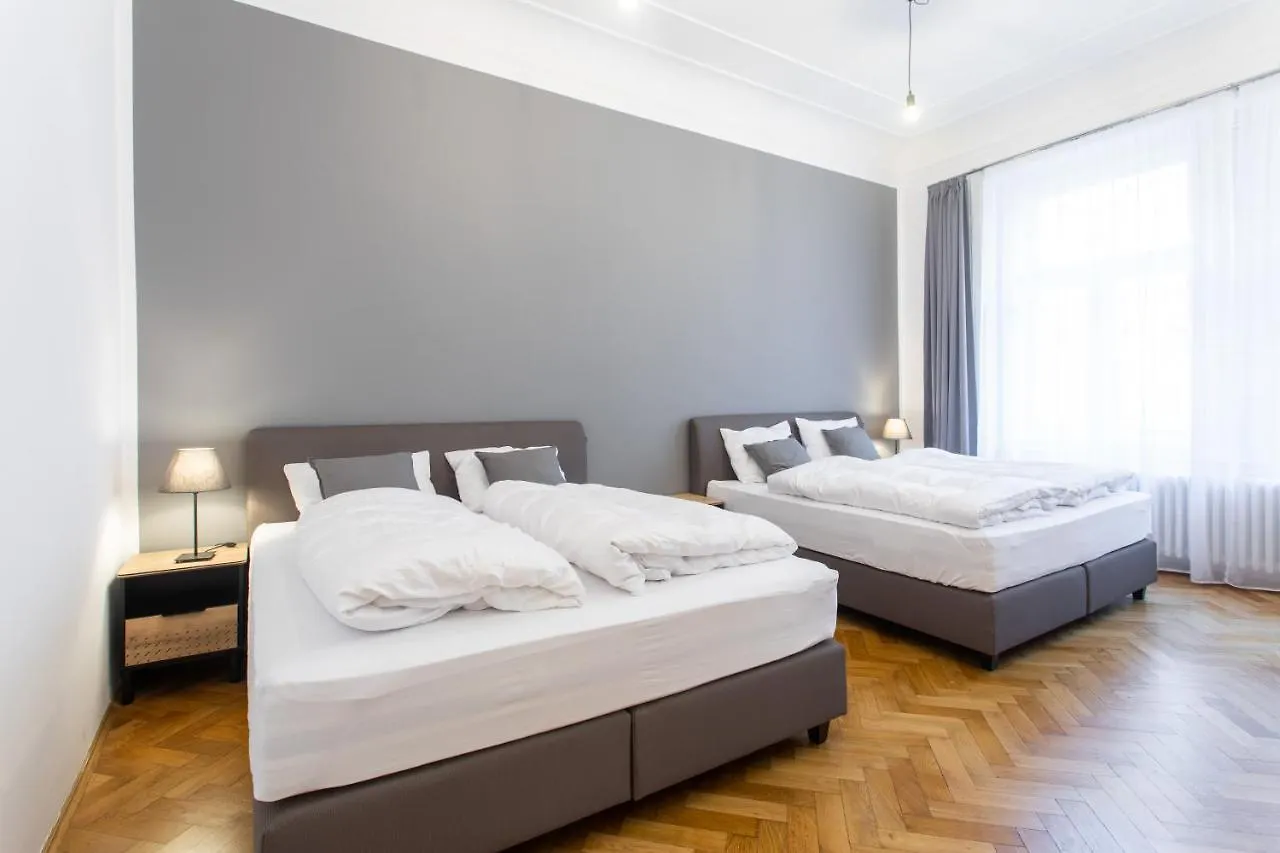 Spacious Apartments Near The River Praga 0*,  Czechy